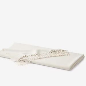 New The Company Store
Legends Luxury Lambswool Ivory Throw Blanket
